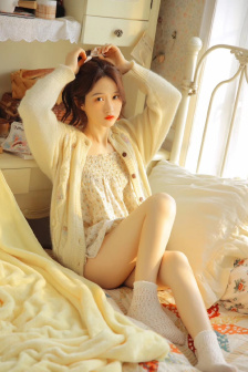 双胞胎姐妹齐上阵许多说许多